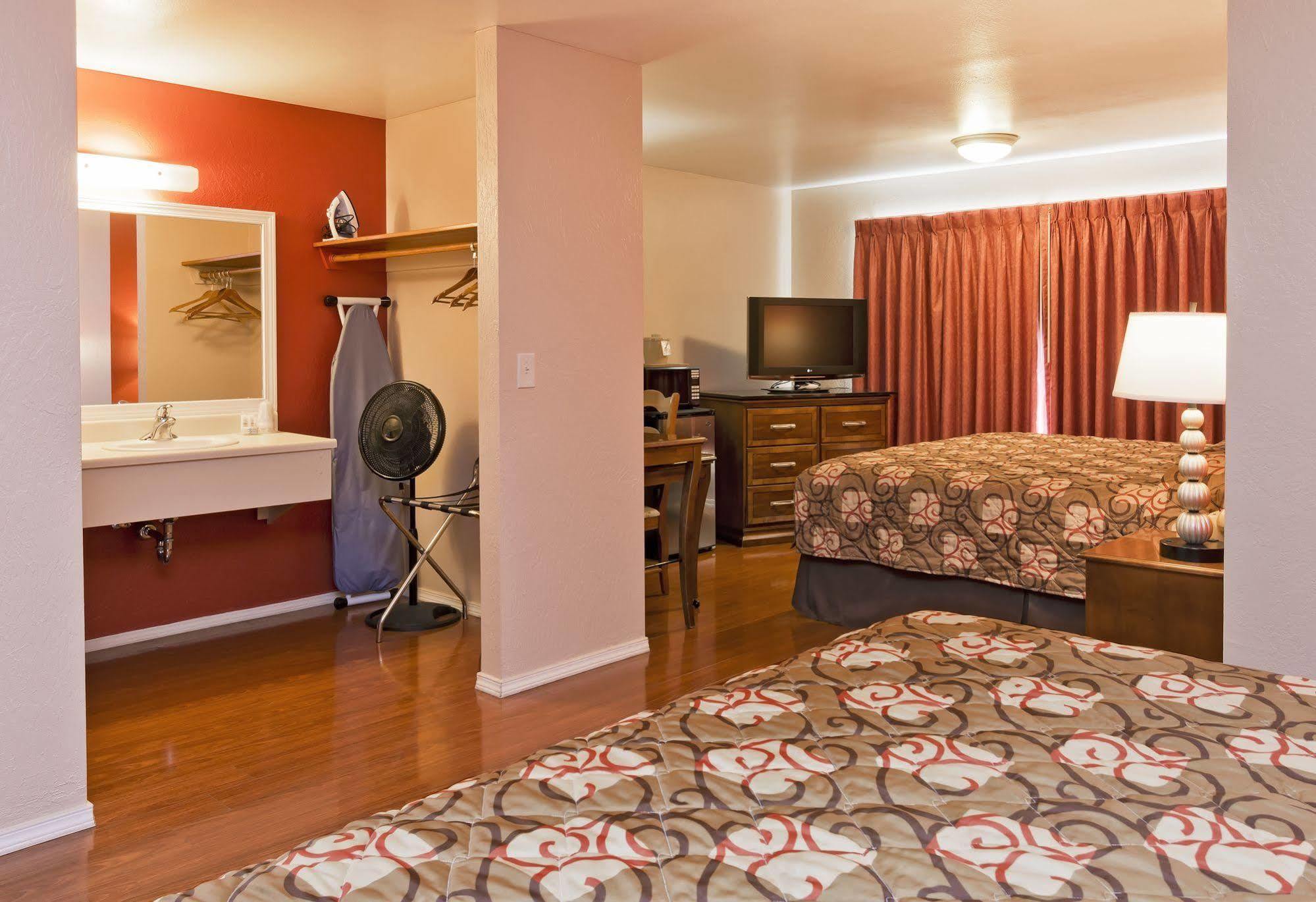 Flagstone Motel Port Angeles Dış mekan fotoğraf
